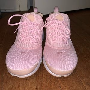 Nike Prestos